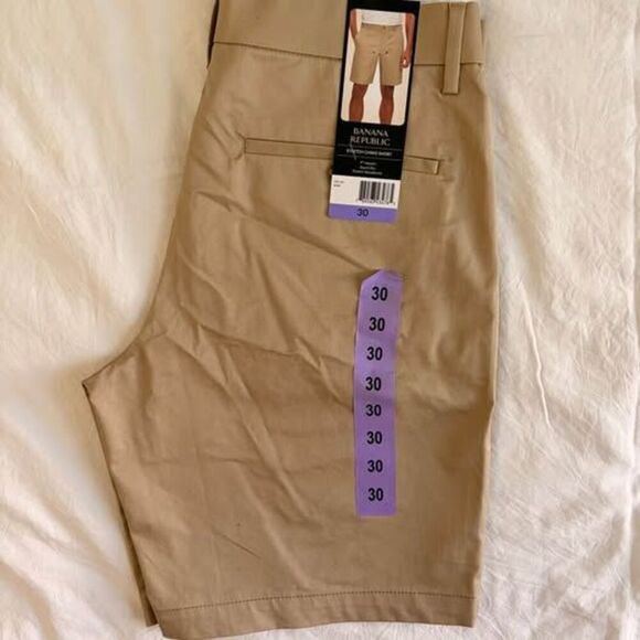 Banana Republic Other - NWT Banana Republic Men's Stretch Chino Shorts - Size 30 (Khaki)